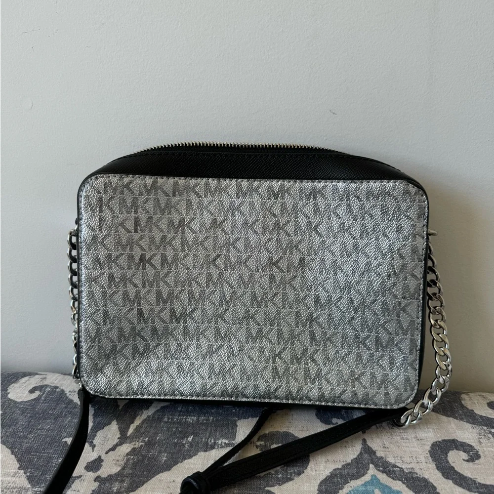 Michael Kors silver and black  Crossbody Bag - Picture 2 of 3